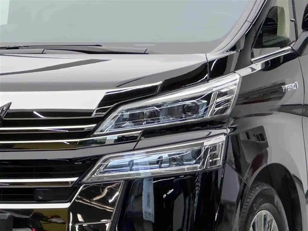 Toyota Vellfire 2022 — фото 3