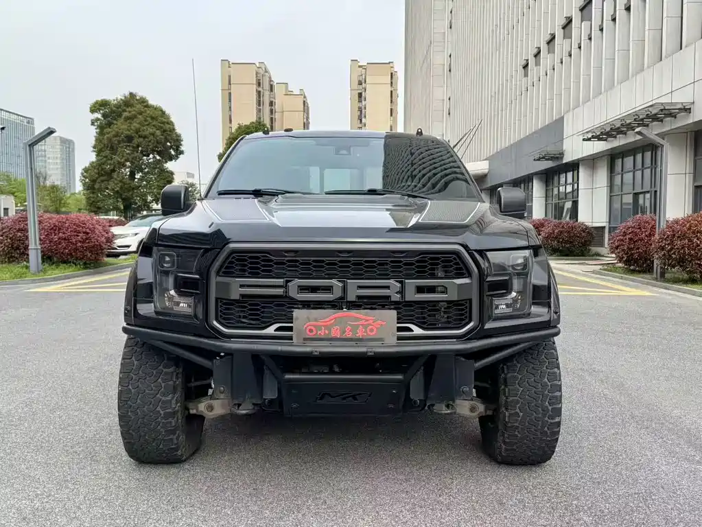 Ford F-150 Raptor 2019 — фото 2