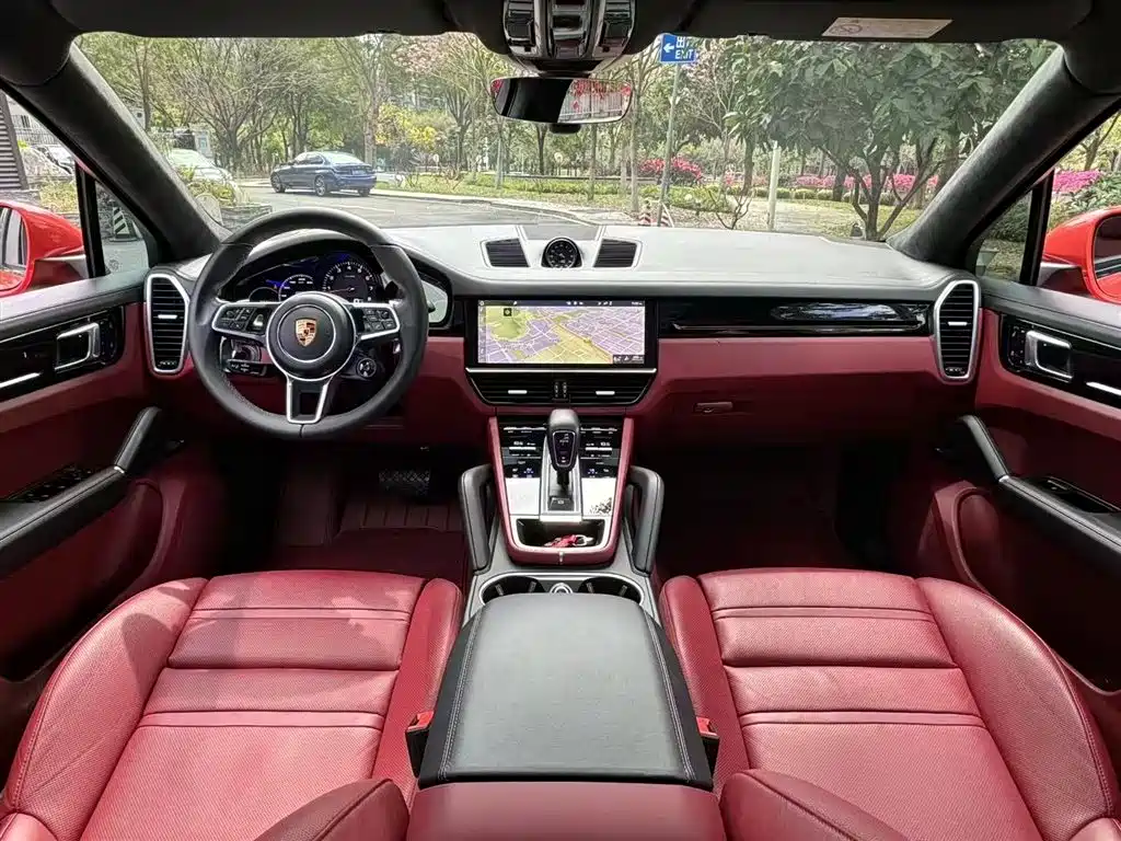 Porsche Cayenne 2021 — фото 12