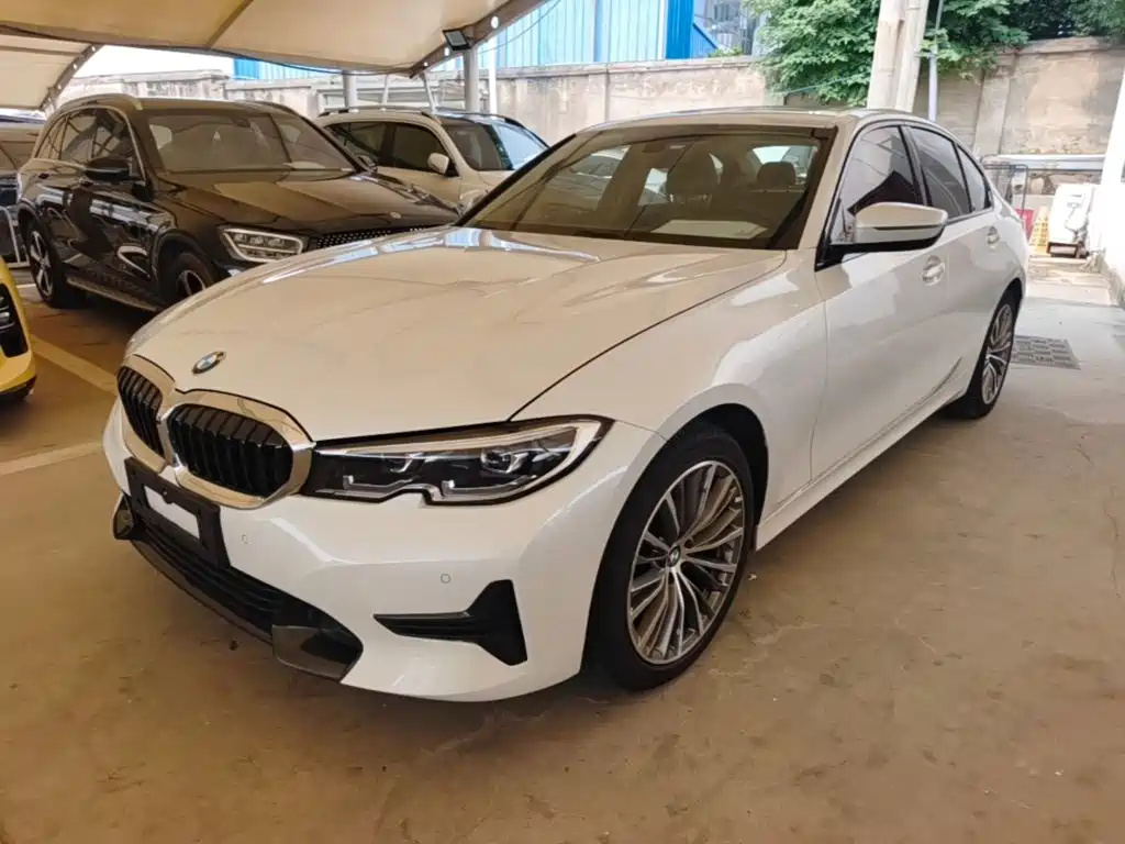 BMW 3 Series 2022