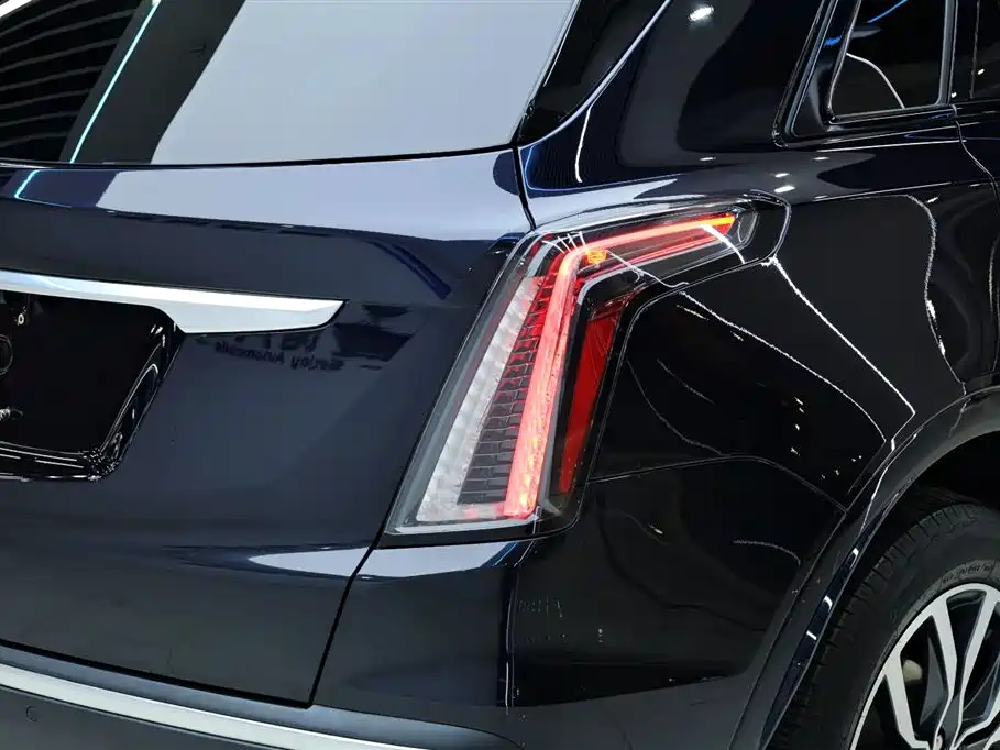 Cadillac XT5 2021 — фото 14