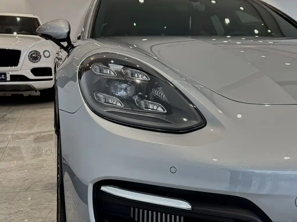 Porsche Panamera Hybrid 2022 — фото 3