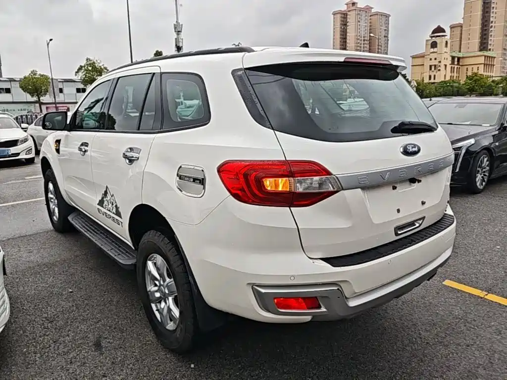 Ford Everest 2018 — фото 5