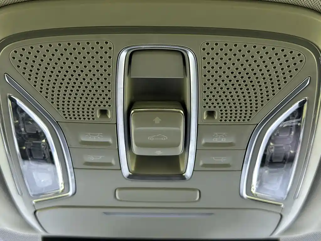 GAC Trumpchi M6 2023 — фото 18
