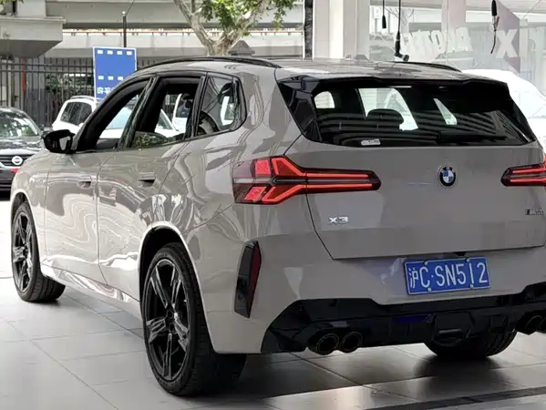 BMW X3 M50 2025
