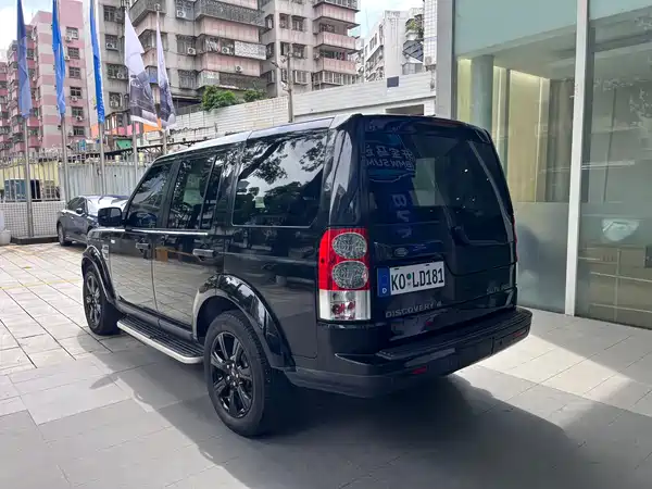 Land Rover Discovery 2013
