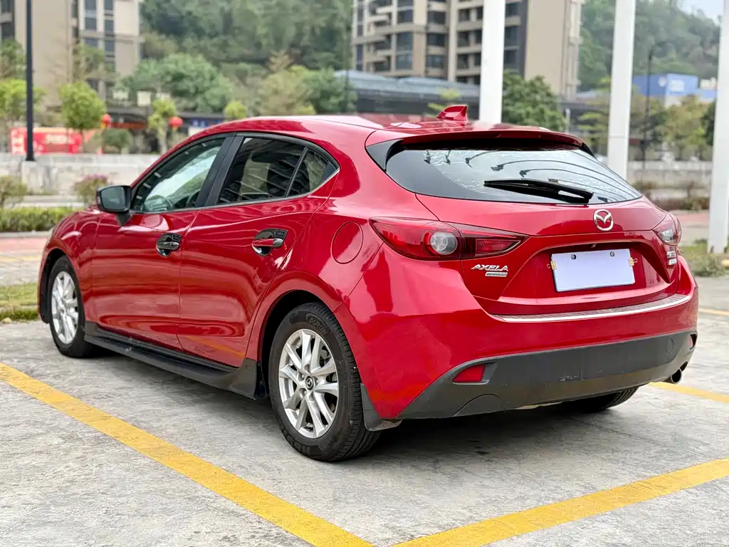 Mazda 3 Axela 2014 — фото 7