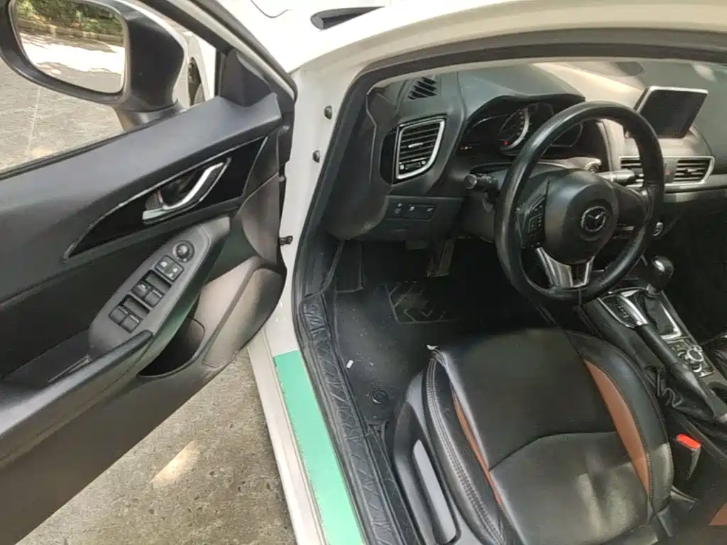 Mazda 3 Angkesela 2016 — фото 16