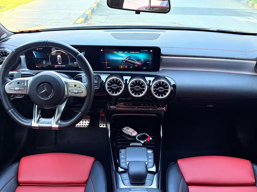 Mercedes-Benz A-Class AMG 2022 — фото 9
