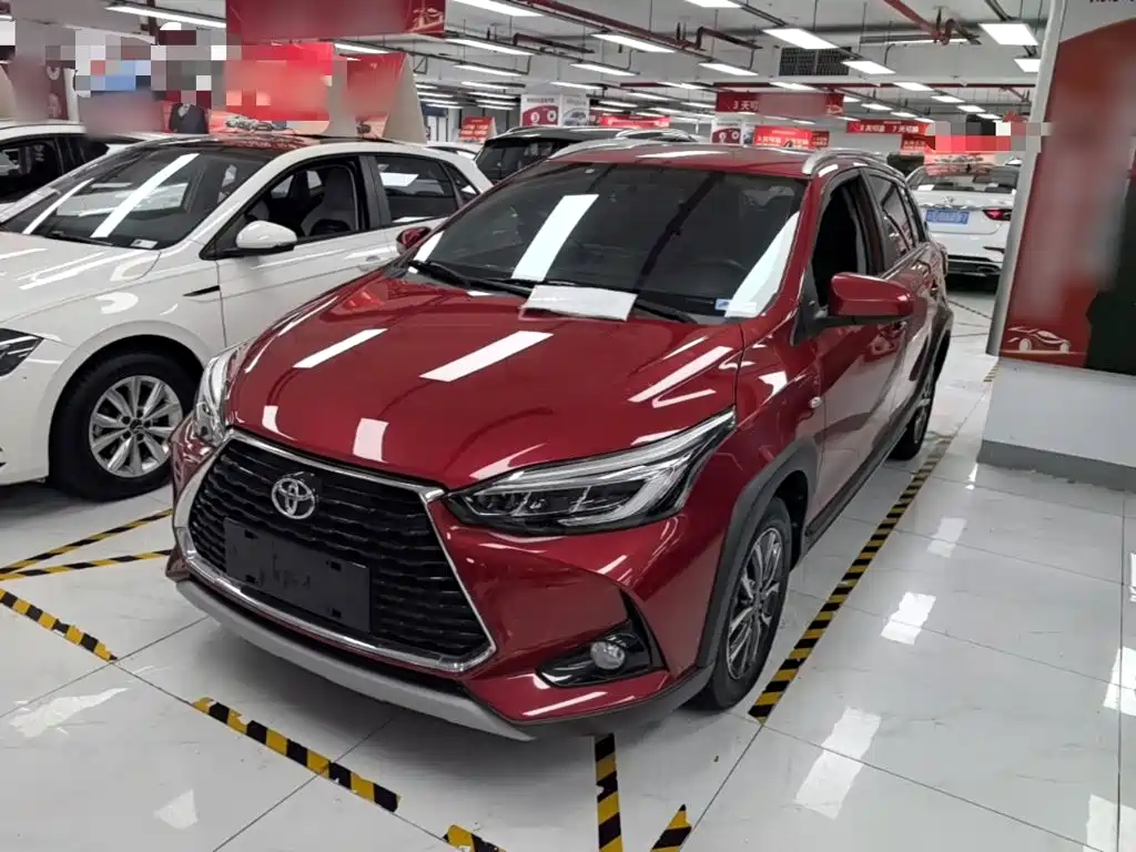 Toyota Yaris L 2022