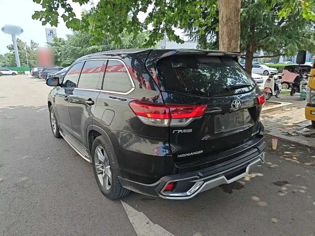 Toyota Highlander 2021 — фото 23