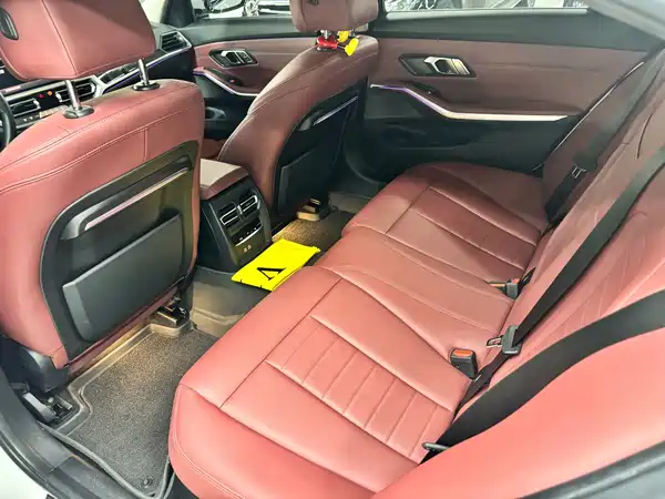 BMW 3 Series 2021