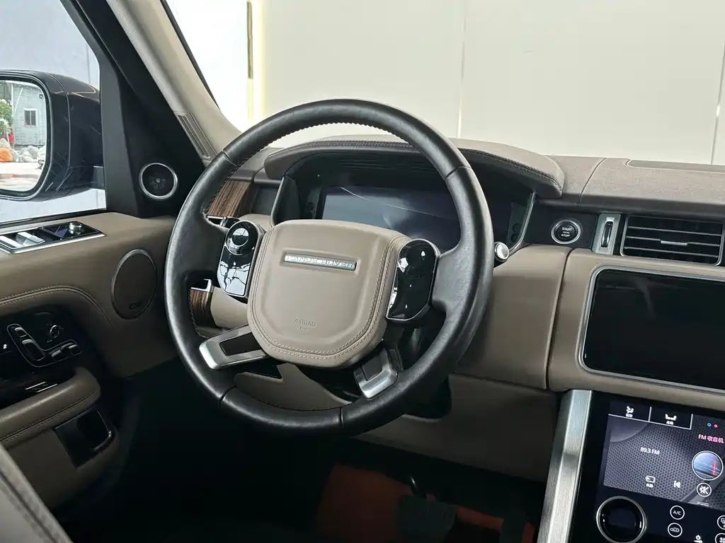 Land Rover Range Rover 2019 — фото 12