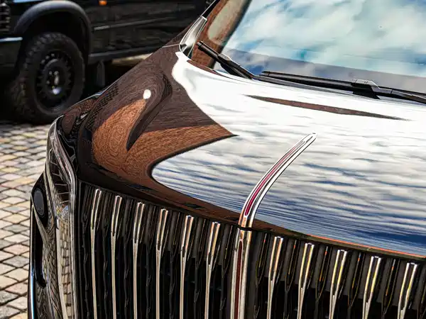 Hongqi HQ9 2023