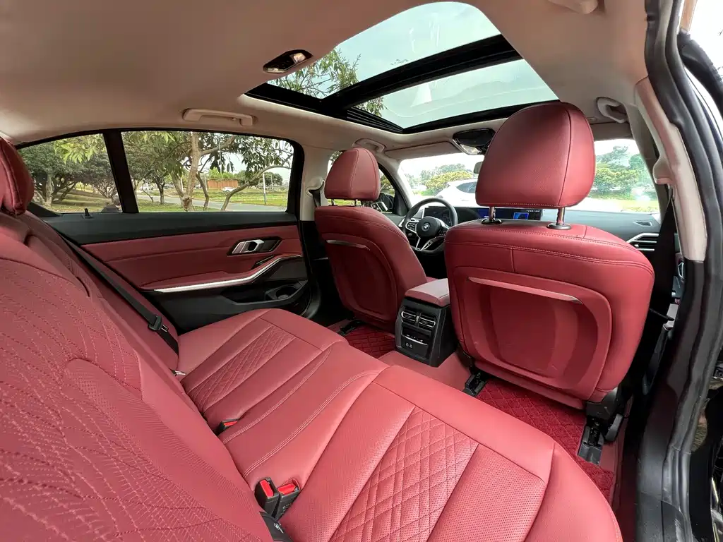 BMW i3 2025