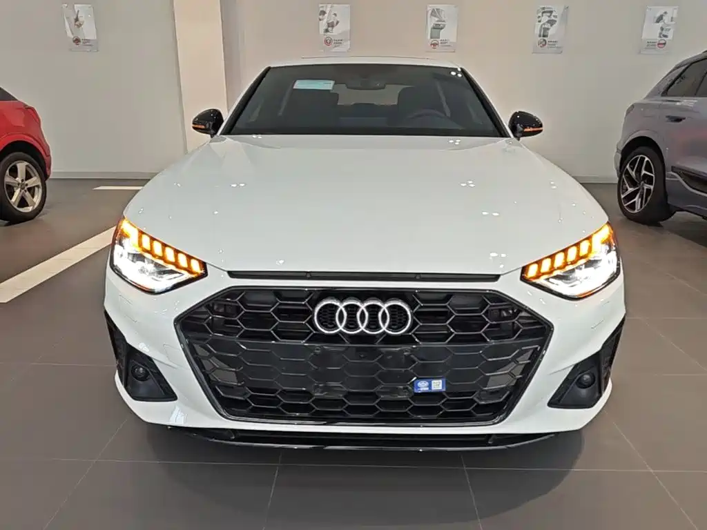 Audi A4L 2023