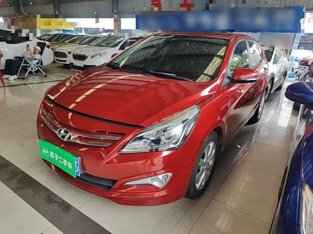 Hyundai Rui Yi 2015