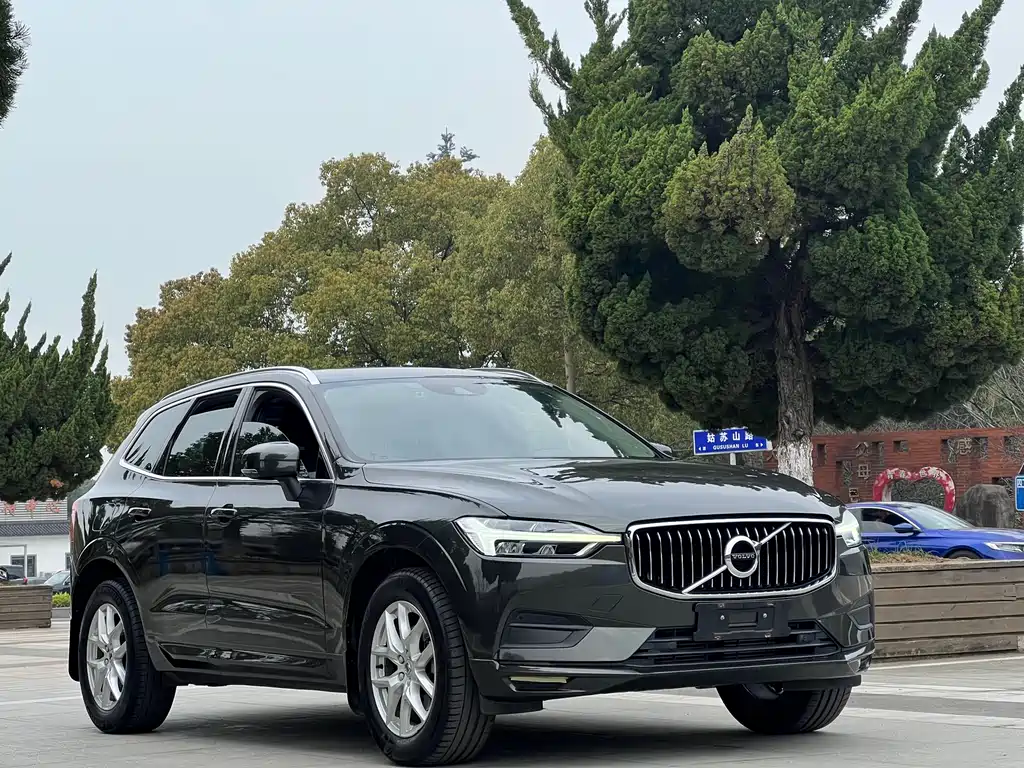 Volvo XC60 2018 — фото 3
