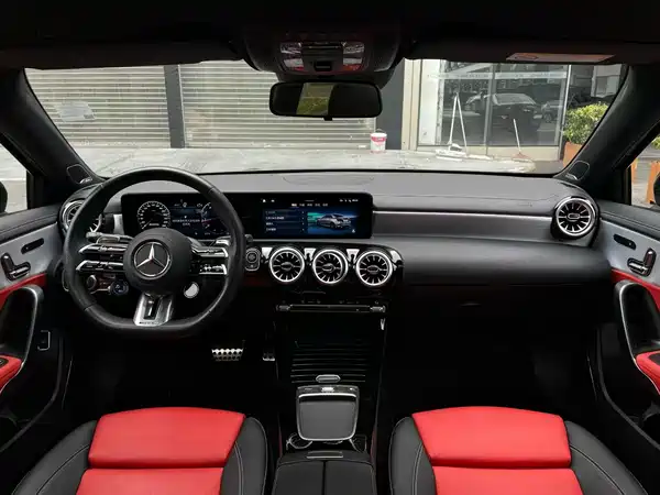 Mercedes-Benz A-Class AMG 2024