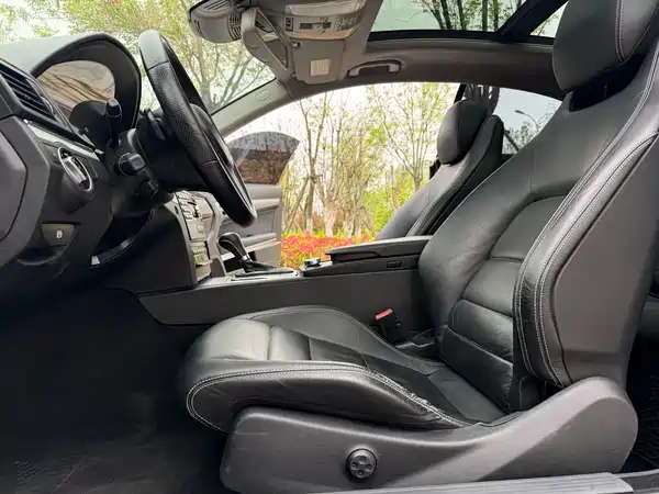 Mercedes-Benz E-Class 2012