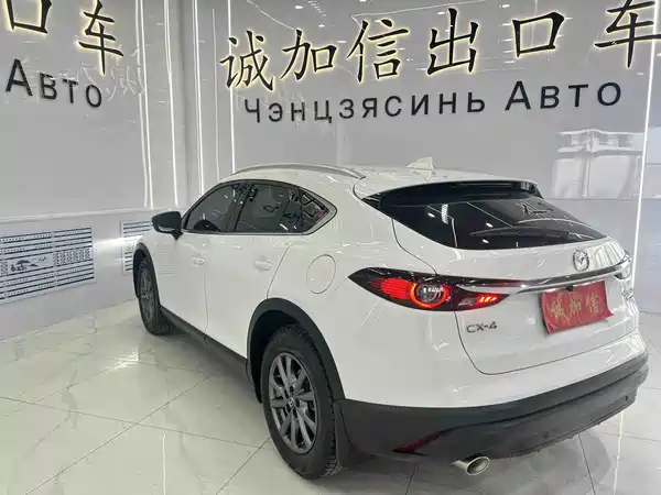 Mazda CX-4 2023