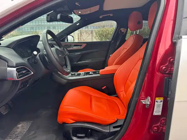 Jaguar XEL 2018