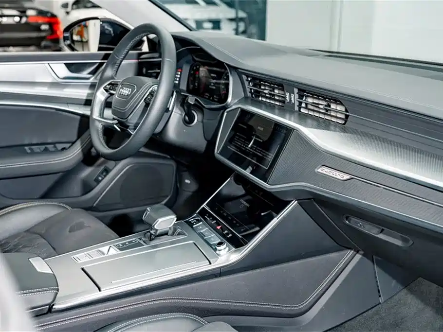 Audi A7L 2025 — фото 18