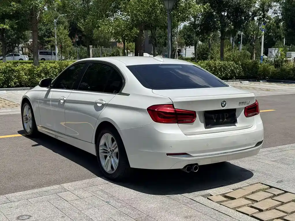 BMW 3 Series 2017