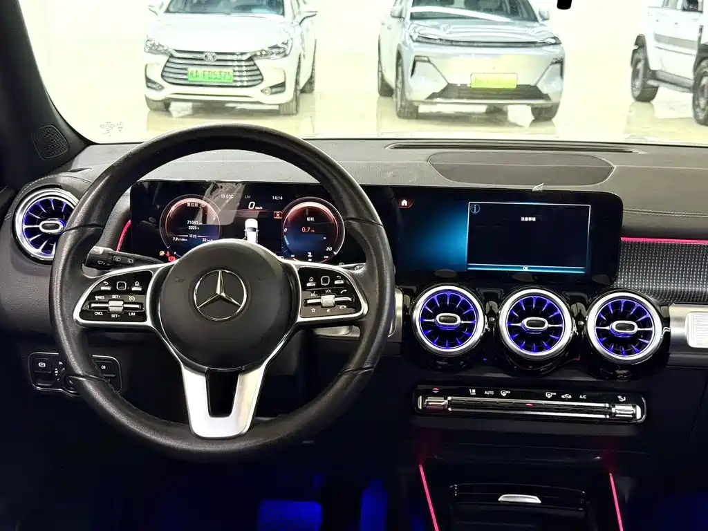Mercedes-Benz GLB 2021 — фото 7