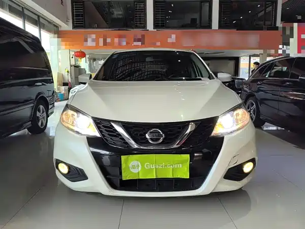 Nissan Tiida 2016