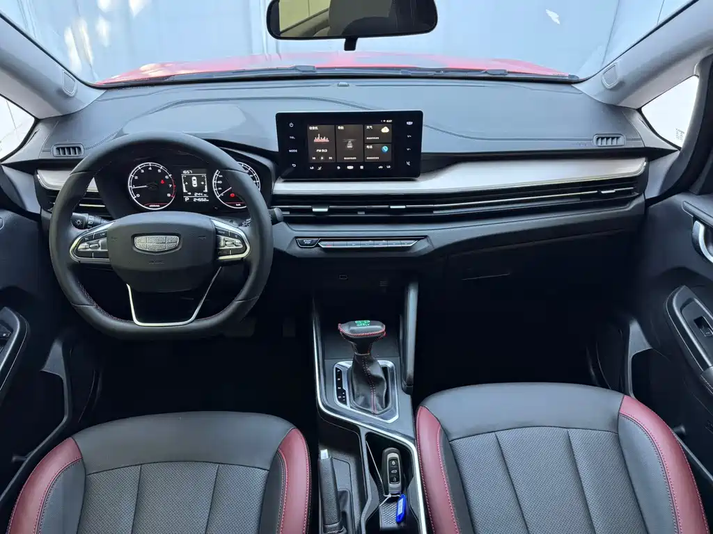 Geely Vision X3 2022 — фото 13