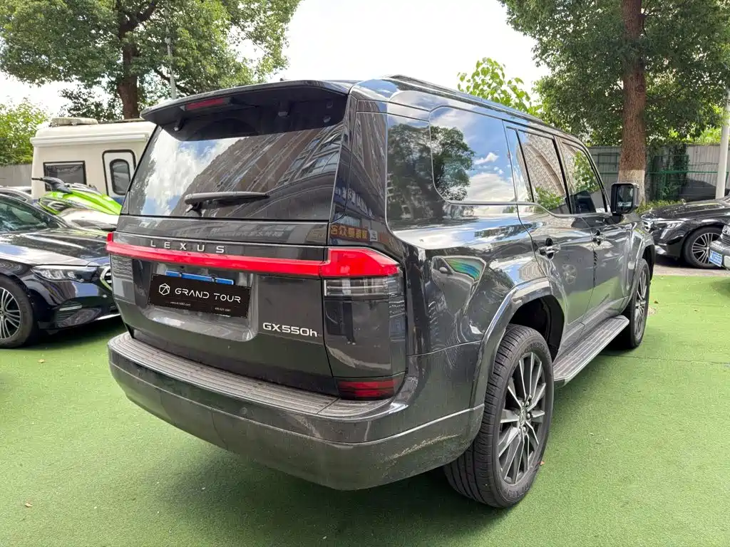 Lexus GX 2026