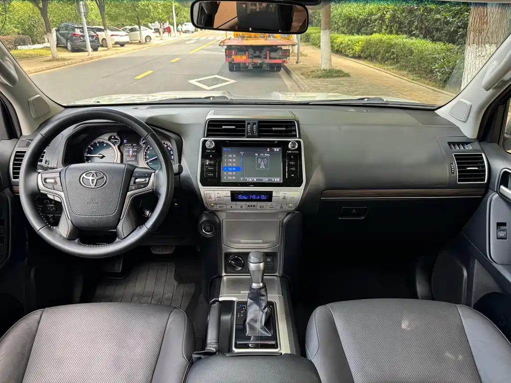 Toyota Prado 2018 — фото 14
