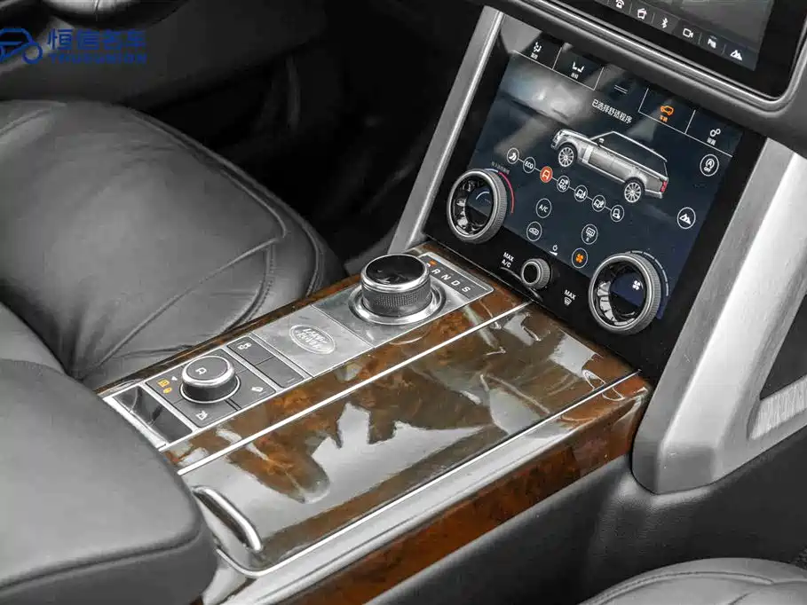 Land Rover Range Rover 2021 — фото 19