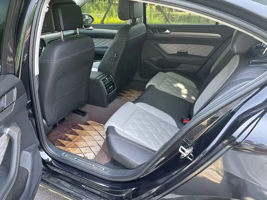 Volkswagen Magotan 2023
