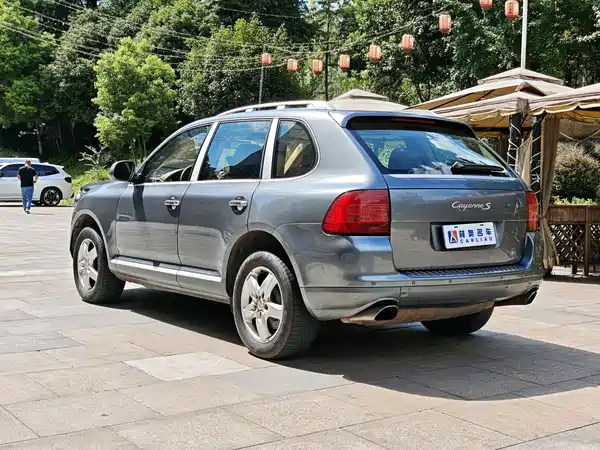 Porsche Cayenne 2006
