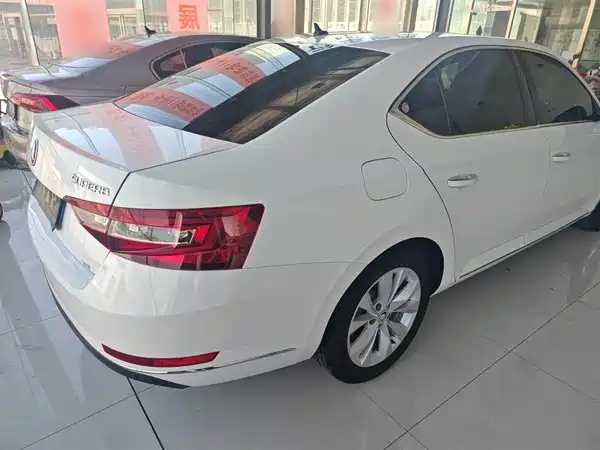 Skoda Superb 2018