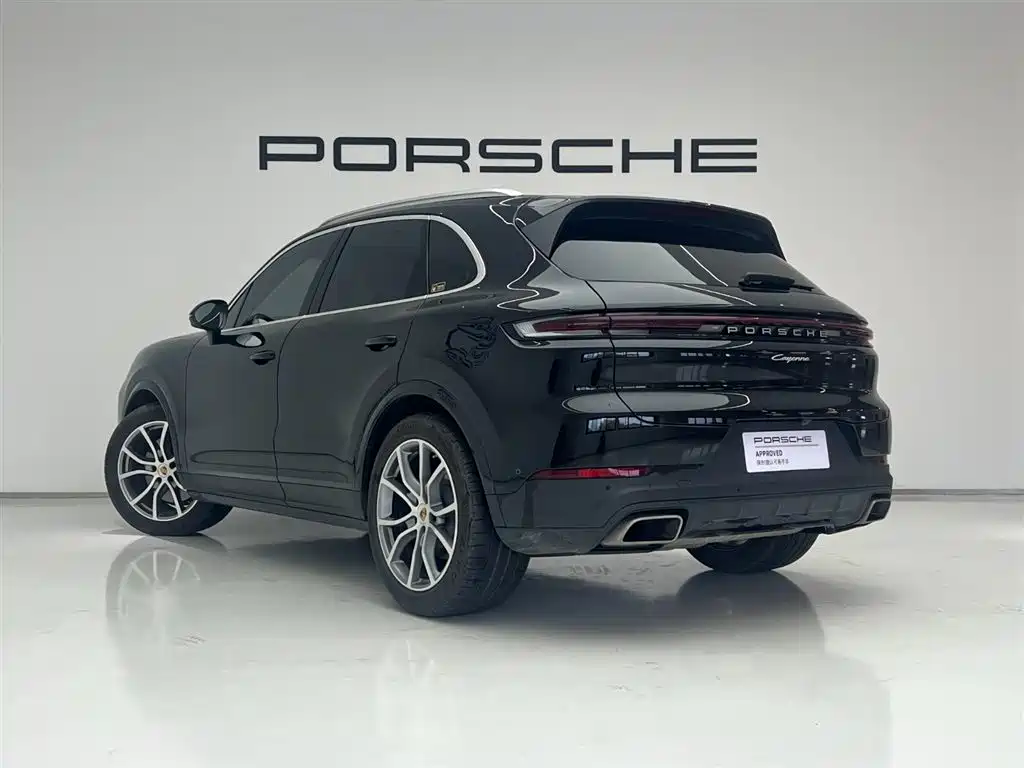 Porsche Cayenne 2025
