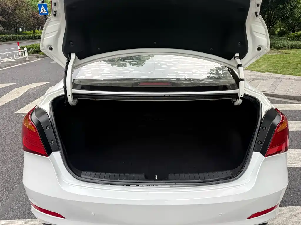 Hyundai Mistra 2016 — фото 15