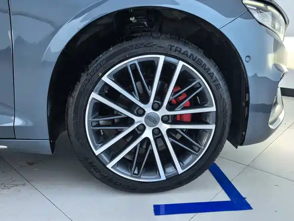 Geely Xingrui 2022
