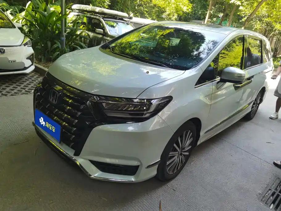 Honda Elysion 2025