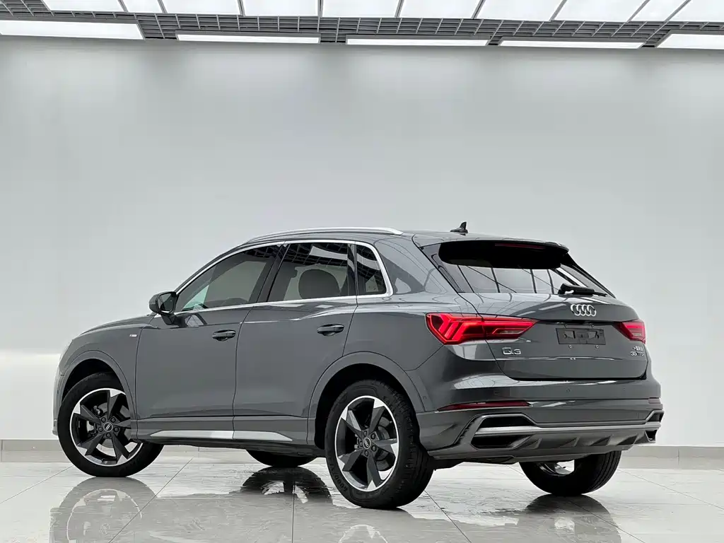 Audi Q3 2022