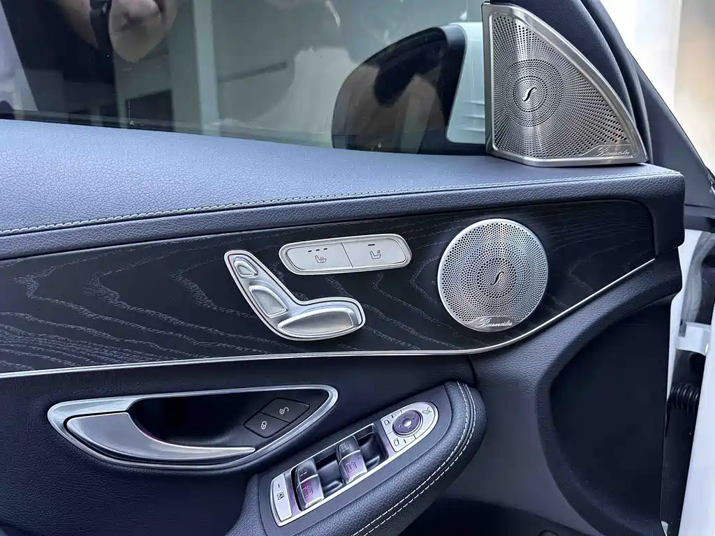 Mercedes-Benz C-Class 2021 — фото 10