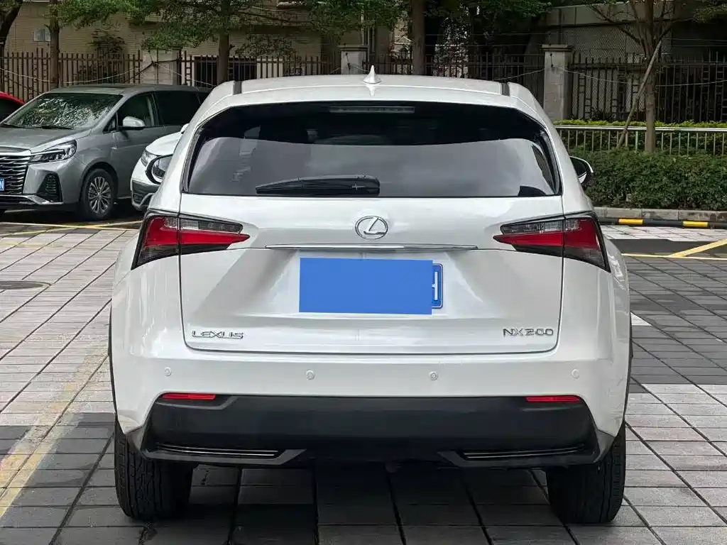Lexus NX 2017