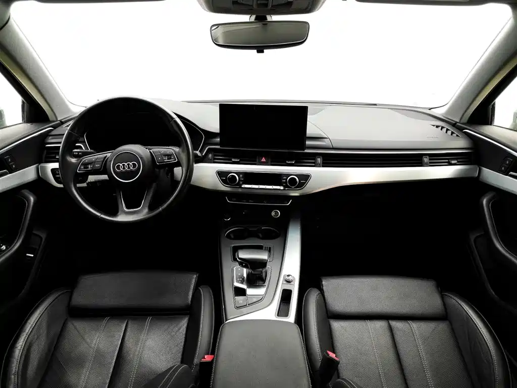 Audi A4L 2022 — фото 9