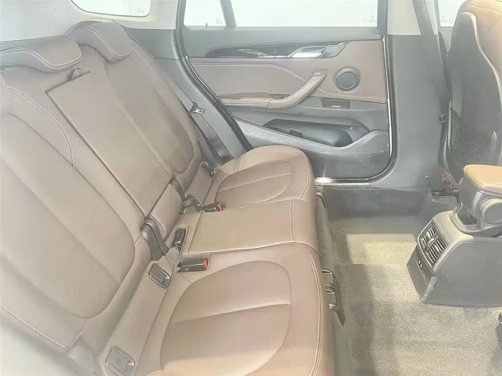 BMW X1 2020 — фото 12