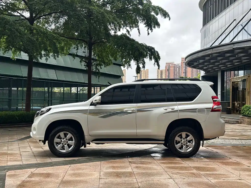 Toyota Prado 2017