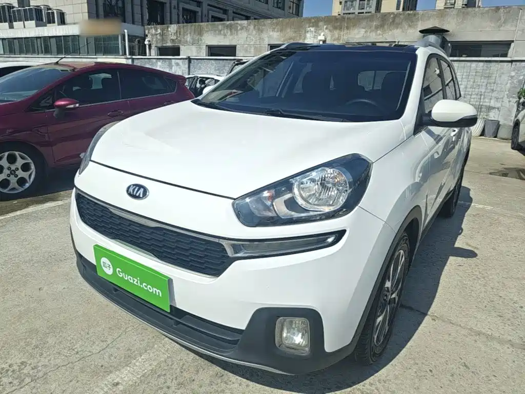 Kia KX3 Proud Running 2016