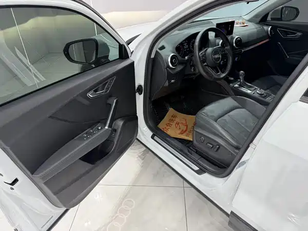 Audi Q2L 2022