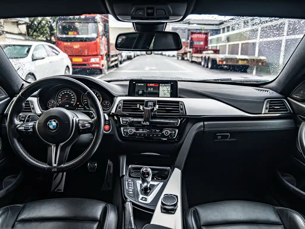 BMW M4 2020 — фото 11